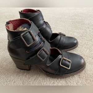 Freebird by Steven Charlotte in Black Size 8 new never worn